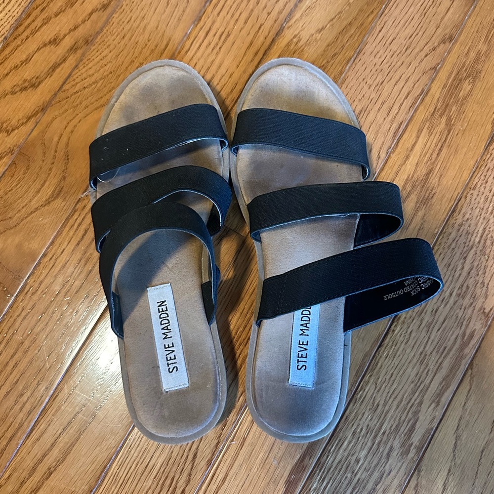 Steve Madden black elastic sandals